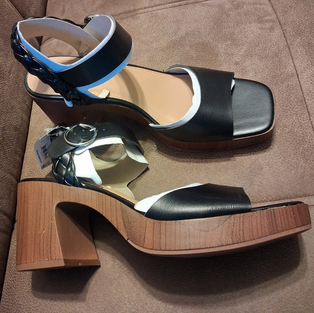 No Boundaries Women's Block Heel Sandals Black Size 11